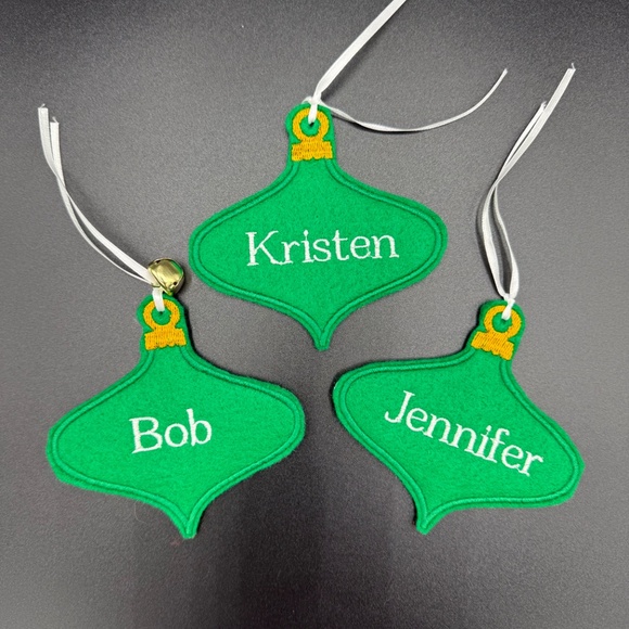Embroidered Name Christmas ornament gift tags 6 piece set - Picture 3 of 5
